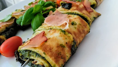 Zapečené palačinky  se špenátem a uzenou šunkou