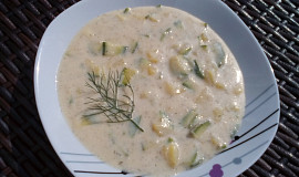 Bramborovo-cuketová polévka s koprem