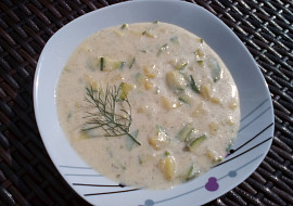 Bramborovo-cuketová polévka s koprem
