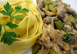 Minutkový hovězí Stroganoff