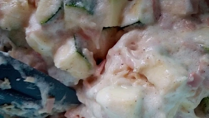 Slaný cuketový koláč - bez mouky
