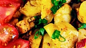 Zapečené brambory s vařeným vepřovým masem