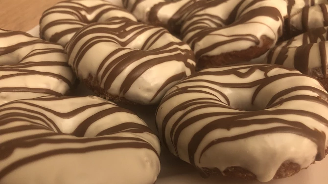 Bezlepkové donuty