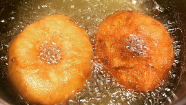 Bezlepkové donuty
