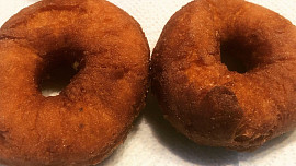 Bezlepkové donuty