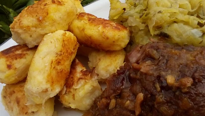 Bramborové noky/šišky se zelím