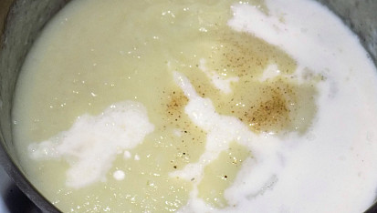 Omáčky  K, M (květáková, mandlová, mandlový rakouský křen, mistrovská a mozečková)
