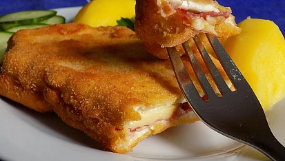 Smažená pýchavka s uzeným sýrem a Vysočinou