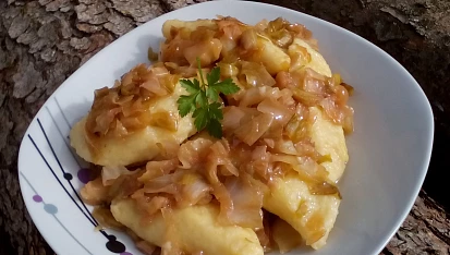 Bramborové taštičky plněné masem