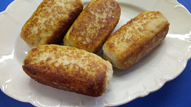 Roládky plněné loveckým salámem