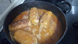 Roládky plněné loveckým salámem