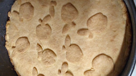 Koláč s jablíčkovo-pudingovou náplní