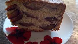 Švestkový koláč v dortové formě