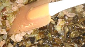 Bramborovo-houbová paštika, Na uzené (šunku) jsem přidala houby