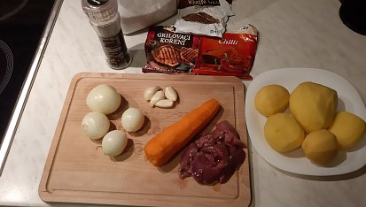 Brambory, když není rodinka doma 2