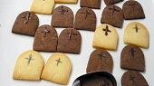 Cupcaky s hrobečky na Halloween