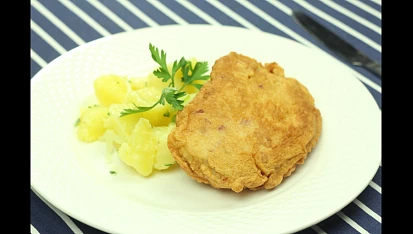 Vepřová kotleta ve slaninovém těstíčku