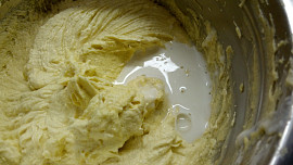 Ořechový medovník pražáka Péti Nováka