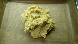 Ořechový medovník pražáka Péti Nováka