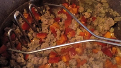 Polévka s mletým masem a fazolemi