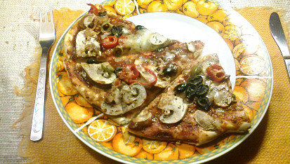 Jednoduchá pizza žampionová tenká, košer