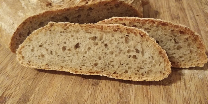Ošatkový chléb (Trošku se mi rozjel, ale je výborný)