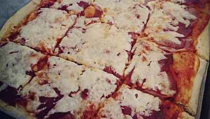 Blesková pizza z jogurtu (kefíru)