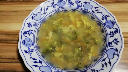 Brokolicová polévka - barevná