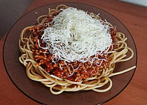 Milánské špagety s bílým vínem