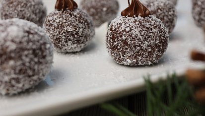 Nepečené čokoládovo-kokosové kuličky s Nutellou