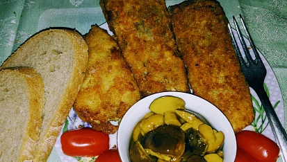 Smažený kořeněný kapr podle Nadi, Smažený kořeněný kapr - měla jsem dnes k večeři s chlebem. 