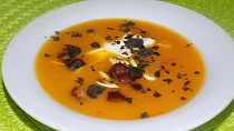 Sváteční polévka z dýně hokkaido