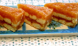 Vanilkovo-jablečný dort bez pečení