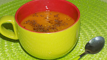Dýňová polévka s batáty