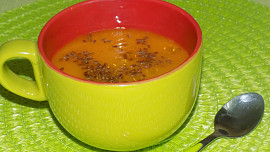 Dýňová polévka s batáty