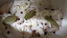 Rybí salát z cejnů