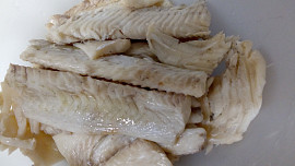 Rybí salát z cejnů