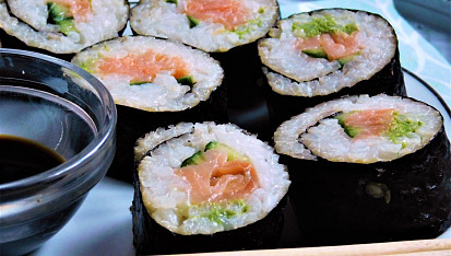 Štědrovečerní a velikonoční tabule 2019, 2020, 2021, 2022, 2023, 2024, A taky sushi..Silvestr 2019