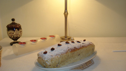 Vánoční kynutá tvarohová štola