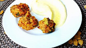 Brokolice v cornflakes a parmezánu.