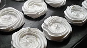 Mini Pavlova se šlehačkou