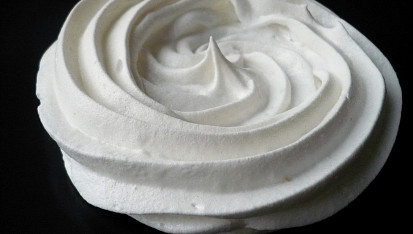 Mini Pavlova se šlehačkou