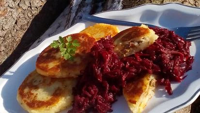 Bramborové placky plněné masem