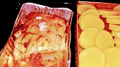 Bůček předem vařený a pečený, Masa jsem pekla pro sebe jen menší kousek, najednou společně s brambory