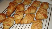 Jednoduché máslové croissanty
