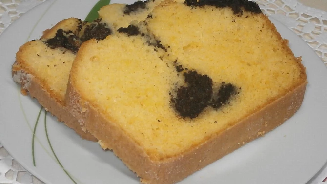 Moje bábovka s vaječným koňakem