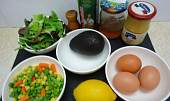 Salát s avokádem a vejci