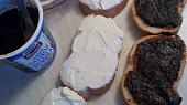 Tvarohovo-povidlové smaženky