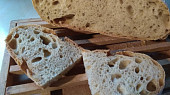 Chléb s pâte fermentée