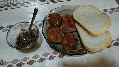 Cibule s marmeládou, Příloha - cibule s marmeládou. 